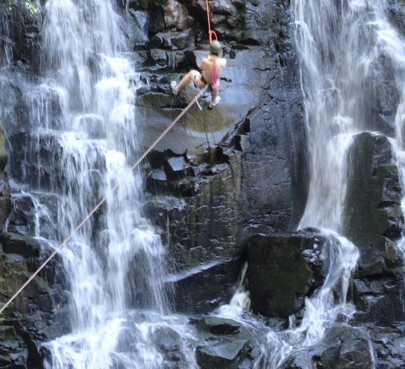 Iguazu jungle zip line